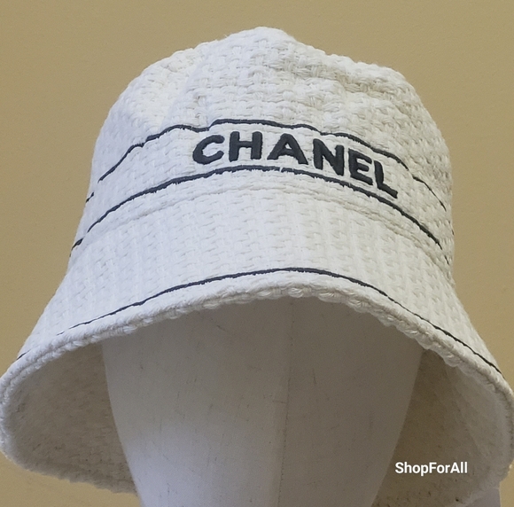 - CHANEL Cream Textured Bucket Hat - Picture 16 of 16